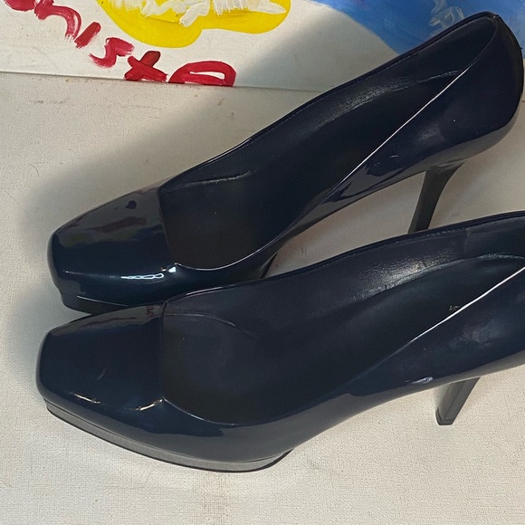 Gucci Navy Blue Patent Stiletto Size 42 - Picture 3 of 6